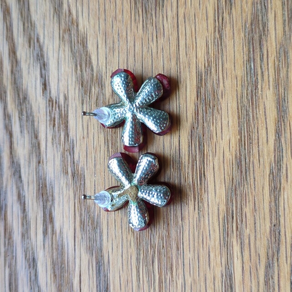 Red Flower Costume Earings - Y2K - Picture 2 of 4